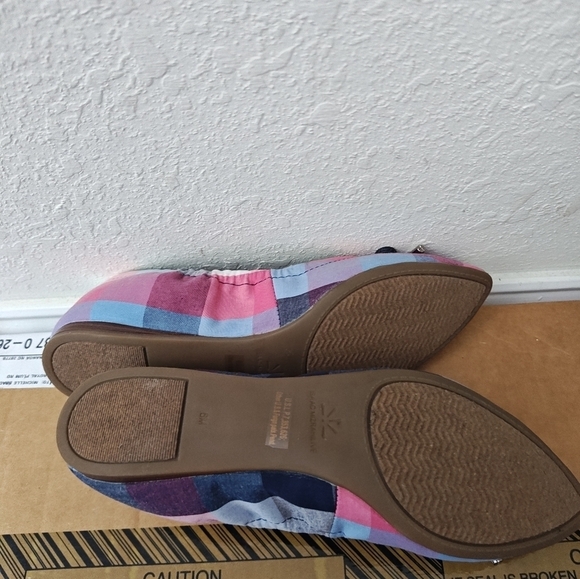 Isaac Mizrahi Women's Ballet Flat Pointed Toe Blue Plaid Bow - Picture 3 of 4